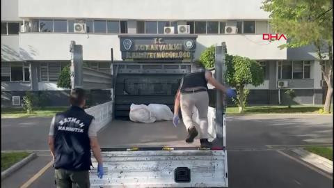 Batman'da kamyonet kasasında ele geçirilen 45 kilo uyuşturucuya 2 tutuklama