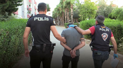 Mersin’de dolandırıcılık operasyonu: 9 gözaltı