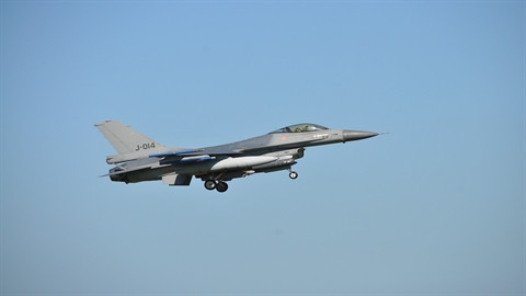 Zelenski: Çok yakında F-16’larla ilgili karar verilecek